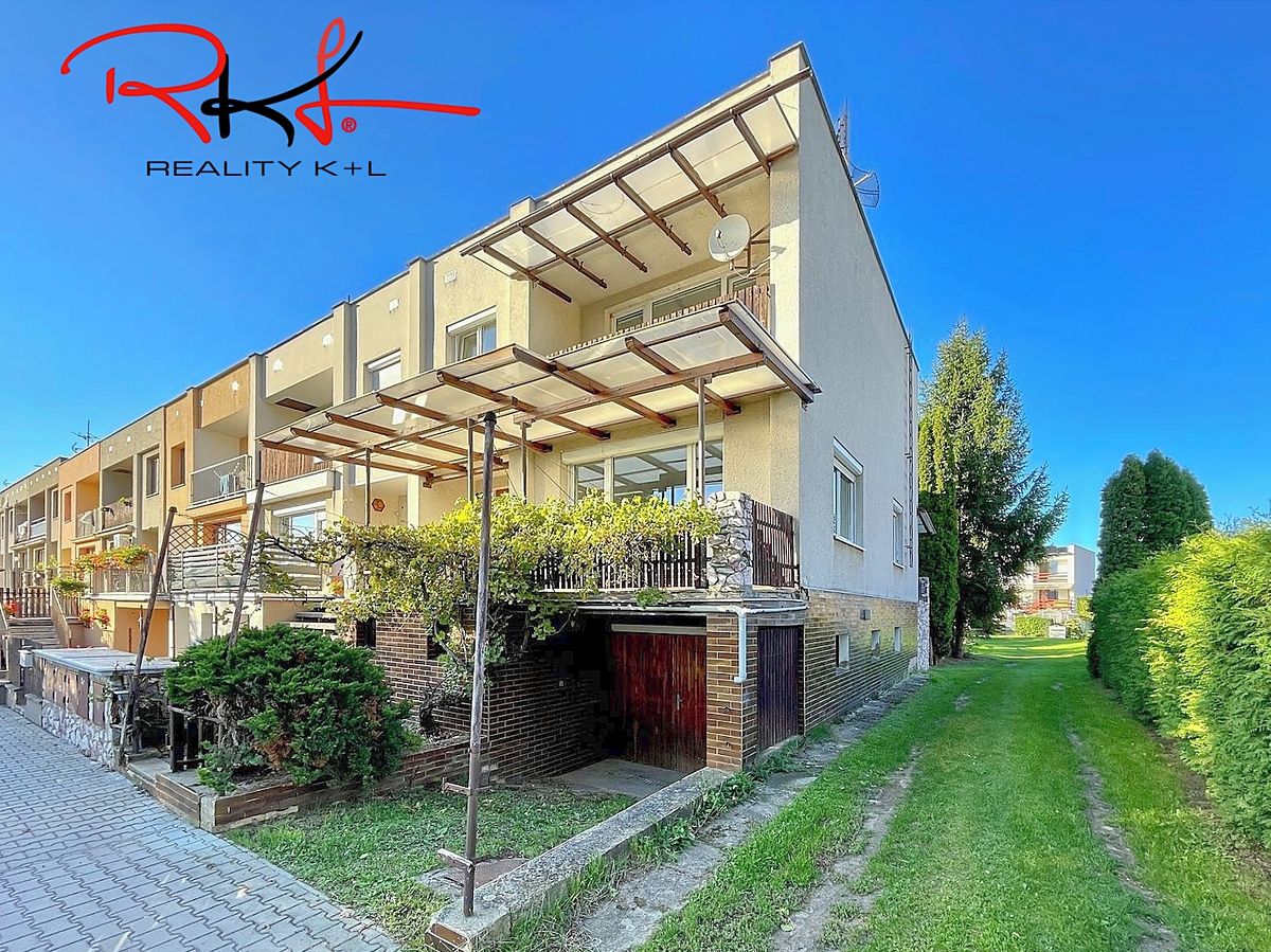 Prodej rodinného domu 122 m², pozemek 297 m²